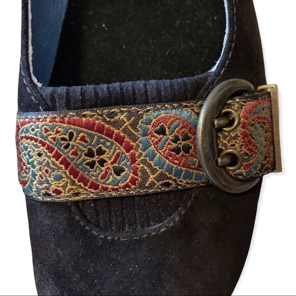 Indigo Black Flats with Multicolor Buckle - Picture 6 of 7